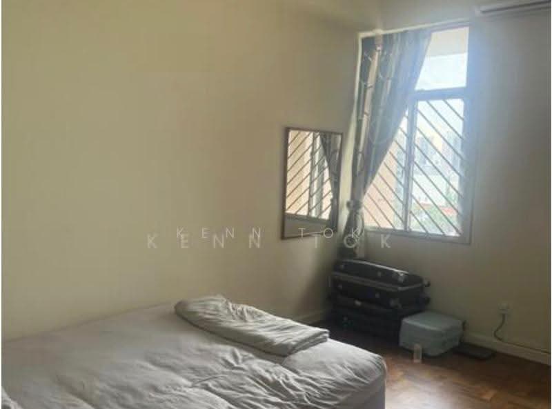 Hoa Nam Building, 27 Foch Road, Farrer Park / Serangoon Rd, 2 Bedrooms, 850 sqft, Apartment For Rent, by Kenn Tok, 500272532 - Bedroom - PropertyGuru.com.sg