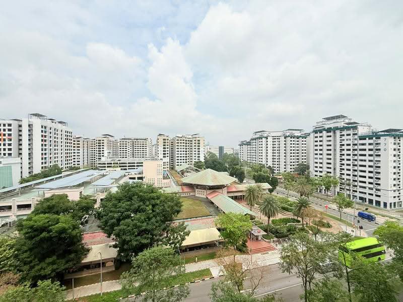 723 Woodlands Avenue 6, 723 Woodlands Avenue 6, Admiralty / Woodlands, 4 Bedrooms, 1,313 sqft, HDB Flat For Sale, by James Yeo, 500272543 - Exterior - PropertyGuru.com.sg