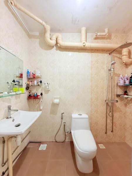 723 Woodlands Avenue 6, 723 Woodlands Avenue 6, Admiralty / Woodlands, 4 Bedrooms, 1,313 sqft, HDB Flat For Sale, by James Yeo, 500272543 - Bathroom - PropertyGuru.com.sg