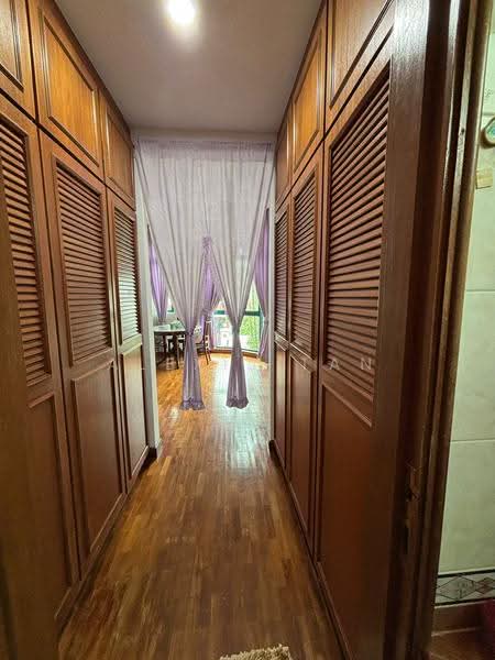 Lakeside Grove, Corporation Rise, Boon Lay / Jurong / Tuas, Room Rental, 300 sqft, Terraced House For Rent, by Alexis Tan, 500272545 - Walkin Wardrobe - PropertyGuru.com.sg
