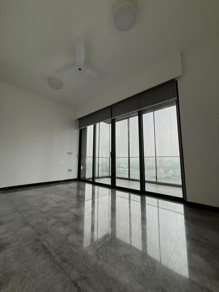 Midtown Bay, 122 Beach Road, Beach Road / Bugis / Rochor, 2 Bedrooms, 732 sqft, Condominium For Sale, by Alex Yew, 500272550 - PropertyGuru.com.sg