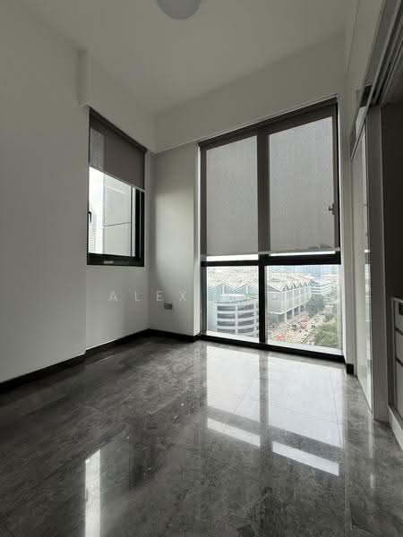 Midtown Bay, 122 Beach Road, Beach Road / Bugis / Rochor, 2 Bedrooms, 732 sqft, Condominium For Sale, by Alex Yew, 500272550 - PropertyGuru.com.sg