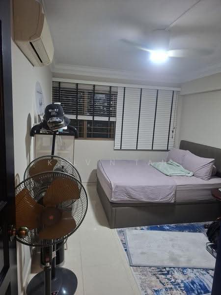 257 Bukit Batok East Avenue 4, 257 Bukit Batok East Avenue 4, Dairy Farm / Bukit Panjang / Choa Chu Kang, 3 Bedrooms, 1,300 sqft, HDB Flat For Sale, by Kelvin Tan, 500272552 - Bedroom - PropertyGuru.com.sg