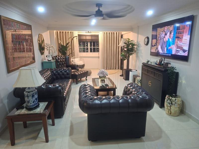 257 Bukit Batok East Avenue 4, 257 Bukit Batok East Avenue 4, Dairy Farm / Bukit Panjang / Choa Chu Kang, 3 Bedrooms, 1,300 sqft, HDB Flat For Sale, by Kelvin Tan, 500272552 - Living Room - PropertyGuru.com.sg