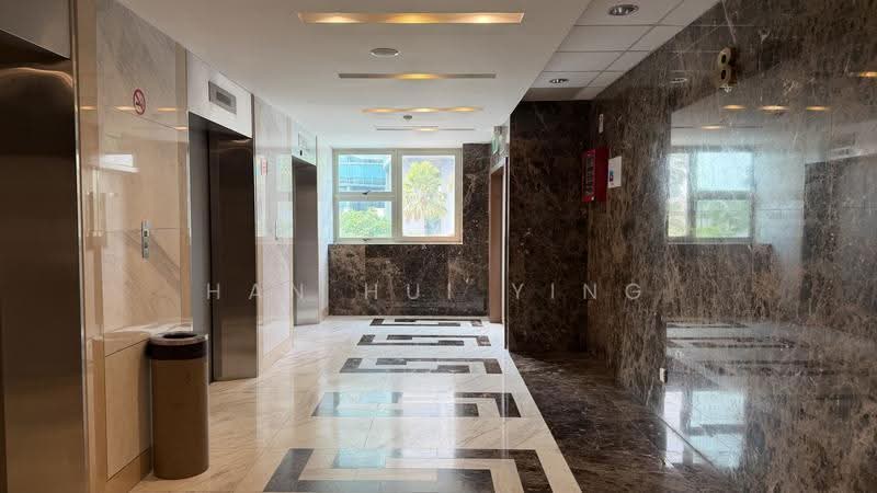 Sultan Plaza, 100 Jalan Sultan, Beach Road / Bugis / Rochor, 550 sqft, Office For Rent, by Han Hui Ying, 500272555 - Lift lobby - CommercialGuru.com.sg