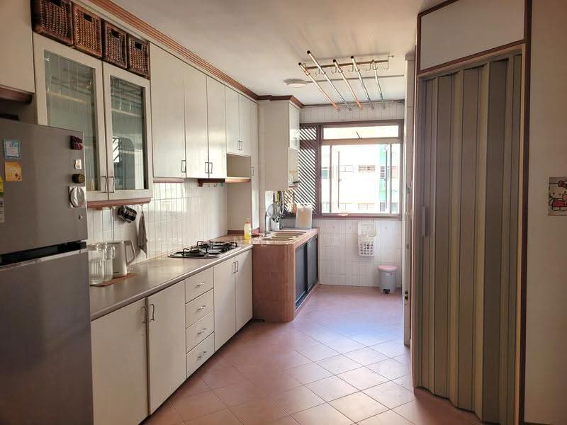 306 Yishun Central, 306 Yishun Central, Sembawang / Yishun, 3 Bedrooms, 1,119 sqft, HDB Flat For Rent, by June Yap, 500272556 - Kitchen - PropertyGuru.com.sg