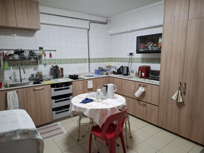 466 Hougang Avenue 8, 466 Hougang Avenue 8, Hougang / Punggol / Sengkang, Room Rental, 150 sqft, HDB Flat For Rent, by Jeffrey Lee, 500272558 - Kitchen - PropertyGuru.com.sg
