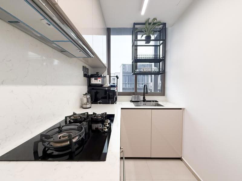 Forett at Bukit Timah, 36A Toh Tuck Road, Clementi Park / Upper Bukit Timah, 3 Bedrooms, 1,119 sqft, Condominium For Sale, by Tricia Ong, 500272561 - Kitchen - PropertyGuru.com.sg