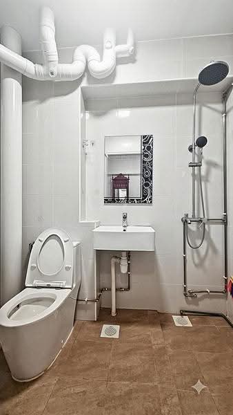 455 Sin Ming Avenue, 455 Sin Ming Avenue, Ang Mo Kio / Bishan / Thomson, 3 Bedrooms, 1,184 sqft, HDB Flat For Rent, by Ding S.Z, 500272571 - Master Bathroom - PropertyGuru.com.sg