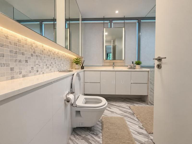 The Minton, 147 Hougang Street 11, Hougang / Punggol / Sengkang, 3 Bedrooms, 2,131 sqft, Condominium For Sale, by Chris Chua, 500272574 - Bathroom - PropertyGuru.com.sg