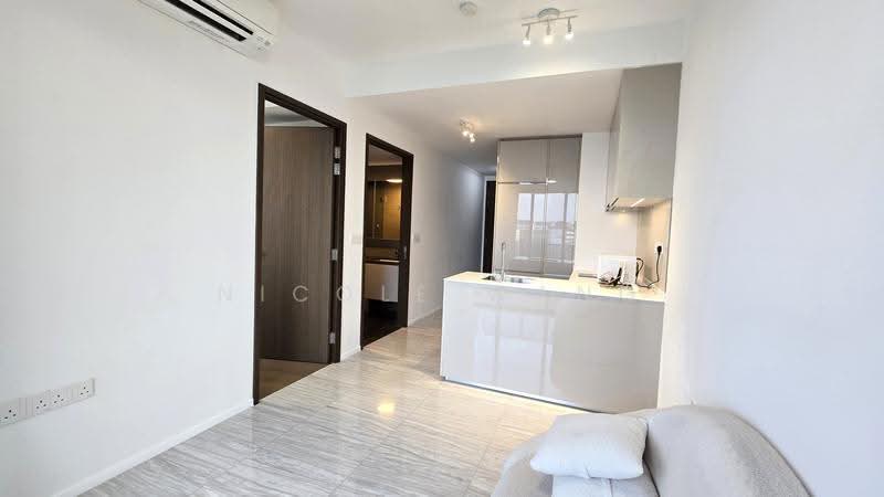 Parc Esta, 822 Sims Avenue, Eunos / Geylang / Paya Lebar, 1 Bedroom, 452 sqft, Condominium For Rent, by Nicole Wang, 500272576 - Kitchen - PropertyGuru.com.sg
