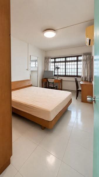 725 Pasir Ris Street 72, 725 Pasir Ris Street 72, Pasir Ris / Tampines, 2 Bedrooms, 1,000 sqft, HDB Flat For Rent, by Carmen Yap, 500272583 - Bedroom - PropertyGuru.com.sg