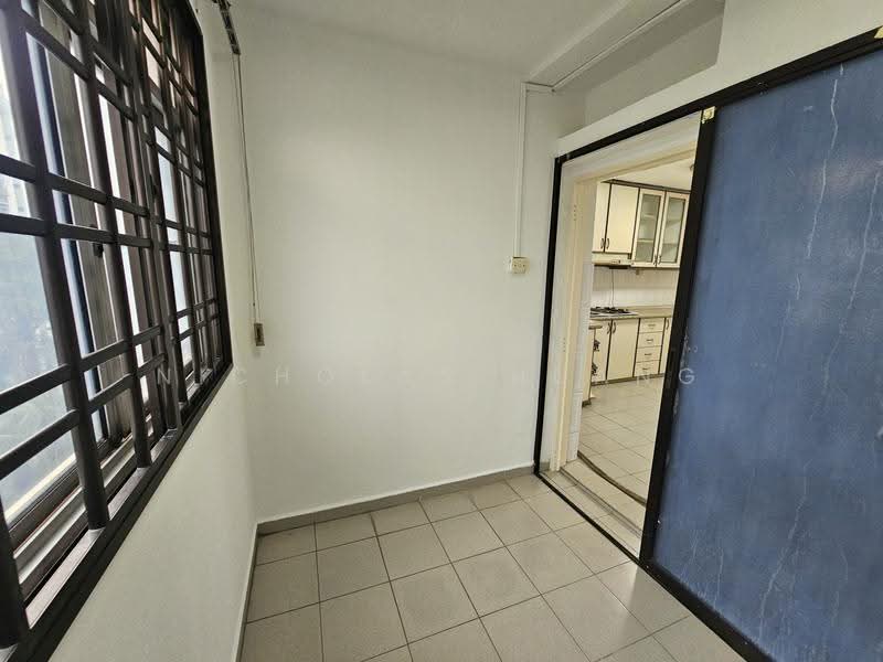 313 Ang Mo Kio Avenue 3, 313 Ang Mo Kio Avenue 3, Ang Mo Kio / Bishan / Thomson, 2 Bedrooms, 785 sqft, HDB Flat For Sale, by Nicholas Huang, 500272589 - Kitchen - PropertyGuru.com.sg