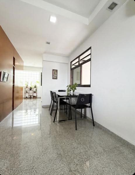 180 Bedok North Road, 180 Bedok North Road, Bedok / Upper East Coast, 3 Bedrooms, 990 sqft, HDB Flat For Sale, by Karine Kuang, 500272591 - Dining Room - PropertyGuru.com.sg