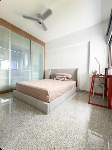 180 Bedok North Road, 180 Bedok North Road, Bedok / Upper East Coast, 3 Bedrooms, 990 sqft, HDB Flat For Sale, by Karine Kuang, 500272591 - Bedroom - PropertyGuru.com.sg