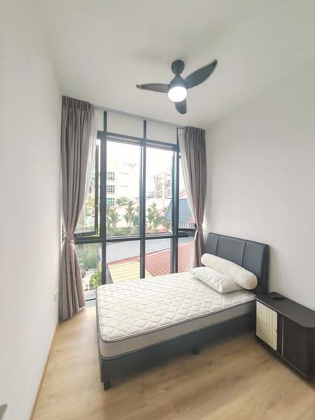 M Suites, 65 Lorong Melayu, Eunos / Geylang / Paya Lebar, 3 Bedrooms, 1,044 sqft, Condominium For Rent, by Bridget Tan, 500272596 - Bedroom - PropertyGuru.com.sg