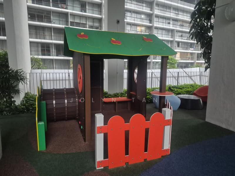 Helios Residences, 15 Cairnhill Circle, Orchard / River Valley, 3 Bedrooms, 1,701 sqft, Condominium For Rent, by Jolyn Tan, 500272611 - Exterior - PropertyGuru.com.sg