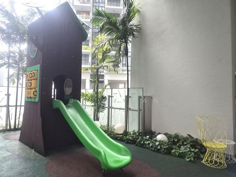 Helios Residences, 15 Cairnhill Circle, Orchard / River Valley, 3 Bedrooms, 1,701 sqft, Condominium For Rent, by Jolyn Tan, 500272611 - Exterior - PropertyGuru.com.sg