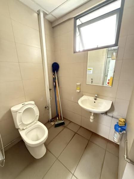 T-Space, Pasir Ris / Tampines, 2,195 sqft, Factory / Workshop (B2) For Rent, by Joe Tay, 500272619 - Bathroom - CommercialGuru.com.sg