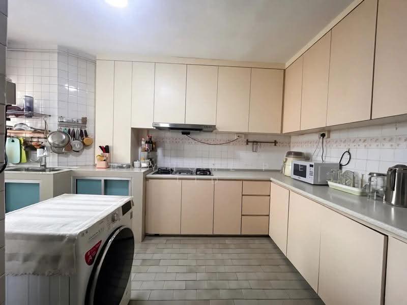 216 Jurong East Street 21, 216 Jurong East Street 21, Boon Lay / Jurong / Tuas, 4 Bedrooms, 1,593 sqft, HDB Flat For Sale, by KEE PENG HAR, 500272626 - Kitchen - PropertyGuru.com.sg