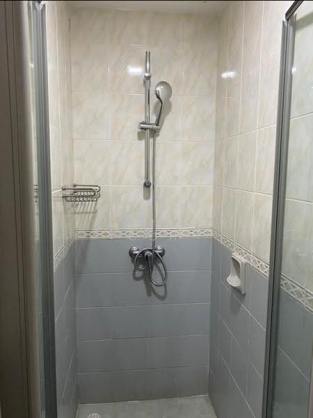 Simsville, 2 Geylang East Avenue 2, Eunos / Geylang / Paya Lebar, Room Rental, 120 sqft, Condominium For Rent, by Krystefer Goh, 500272646 - Bathroom - PropertyGuru.com.sg