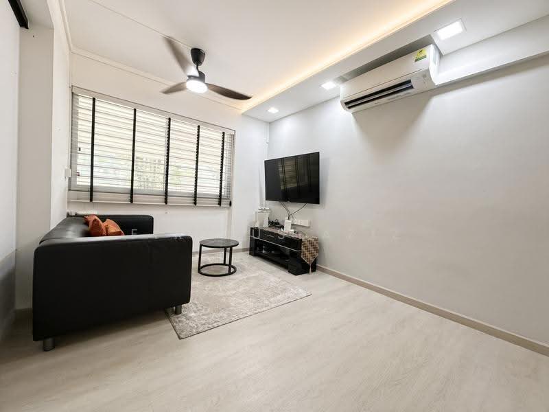 179 Woodlands Street 13, 179 Woodlands Street 13, Admiralty / Woodlands, 2 Bedrooms, 785 sqft, HDB Flat For Rent, by Firdaus Aziz, 500272657 - Living Room - PropertyGuru.com.sg