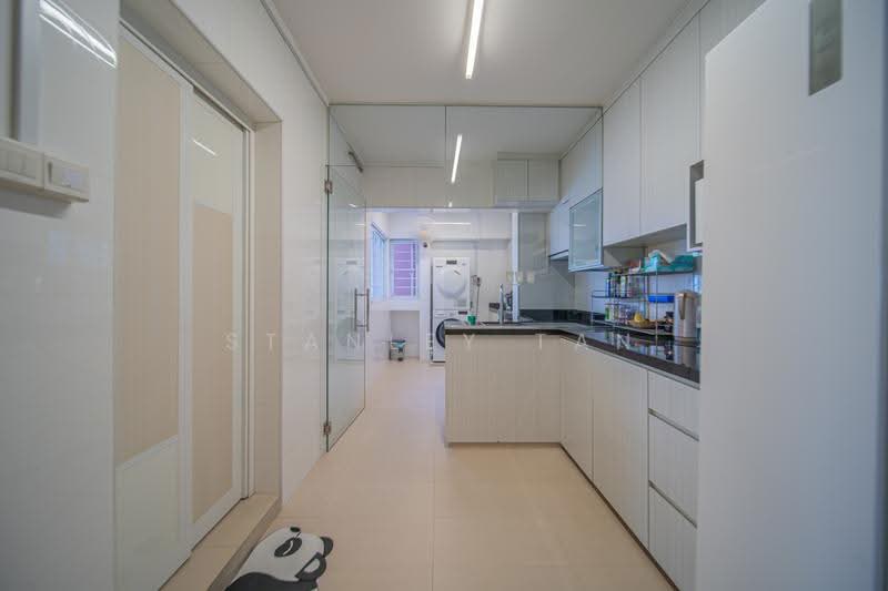 180 Lompang Road, 180 Lompang Road, Dairy Farm / Bukit Panjang / Choa Chu Kang, 4 Bedrooms, 1,399 sqft, HDB Flat For Sale, by Stanley Tan, 500272663 - Kitchen - PropertyGuru.com.sg