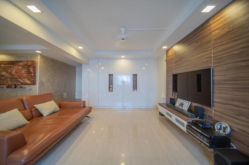 180 Lompang Road, 180 Lompang Road, Dairy Farm / Bukit Panjang / Choa Chu Kang, 4 Bedrooms, 1,399 sqft, HDB Flat For Sale, by Stanley Tan, 500272663 - Living Room - PropertyGuru.com.sg