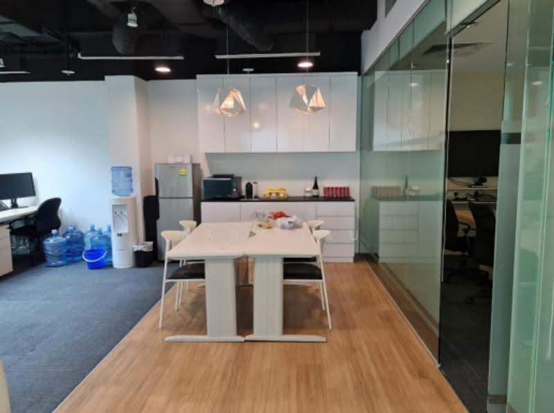 112 Robinson, 112 Robinson Road, Boat Quay / Raffles Place / Marina, 1,290 sqft, Office For Rent, by Mary Lau, 500272666 - CommercialGuru.com.sg