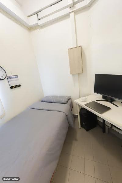 Parc Oasis, 41 Jurong East Avenue 1, Boon Lay / Jurong / Tuas, 3 Bedrooms, 1,227 sqft, Condominium For Sale, by Sim Sujun (Jelene), 500272669 - Bedroom - PropertyGuru.com.sg
