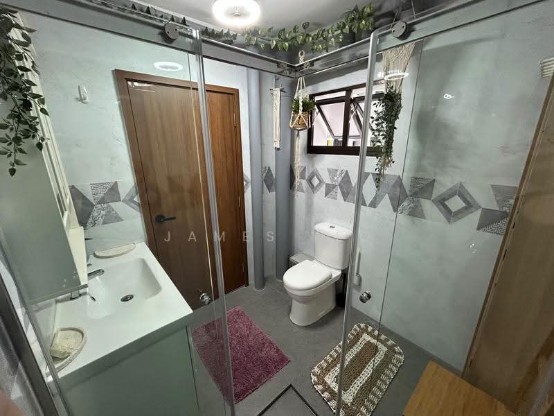 311B Anchorvale Lane, 311B Anchorvale Lane, Hougang / Punggol / Sengkang, 3 Bedrooms, 1,205 sqft, HDB Flat For Sale, by James Yeo, 500272670 - Bathroom - PropertyGuru.com.sg
