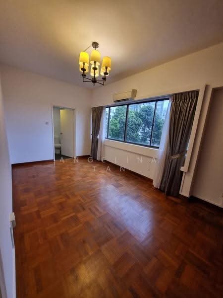 The Cairnhill, 4 Cairnhill Rise, Orchard / River Valley, 4 Bedrooms, 2,788 sqft, Condominium For Rent, by Angelina Tan, 500272673 - Living Room - PropertyGuru.com.sg