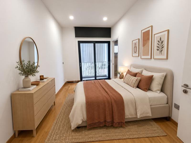 Modern Terrace Near Kovan mrt, Mall, Food Centre & Supermarket, Jalan Lepas, Hougang / Punggol / Sengkang, 4 Bedrooms, 3,000 sqft, Terraced House For Rent, by Jeremy Pher, 500272680 - Bedroom - PropertyGuru.com.sg