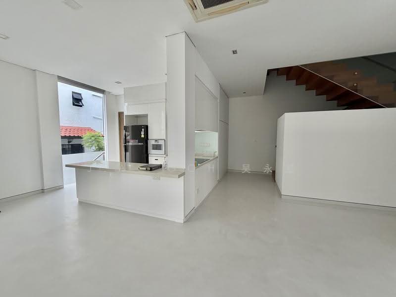 6 Chwee Chian Road, Chwee Chian Road, Buona Vista / West Coast / Clementi New Town, 6 Bedrooms, 6,742 sqft, Semi-Detached House For Rent, by J.A. Goh 吴永益, 500272695 - Kitchen - PropertyGuru.com.sg