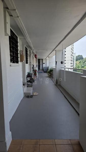 65 Telok Blangah Drive, 65 Telok Blangah Drive, Harbourfront / Telok Blangah, 2 Bedrooms, 721 sqft, HDB Flat For Sale, by Raymond Sim, 500272707 - Corridor - PropertyGuru.com.sg