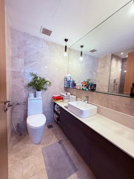 Seastrand, 17 Pasir Ris Link, Pasir Ris / Tampines, 1 Bedroom, 570 sqft, Condominium For Sale, by SG Lim, 500272734 - PropertyGuru.com.sg