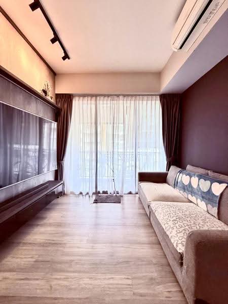 Seastrand, 17 Pasir Ris Link, Pasir Ris / Tampines, 1 Bedroom, 570 sqft, Condominium For Sale, by SG Lim, 500272734 - PropertyGuru.com.sg