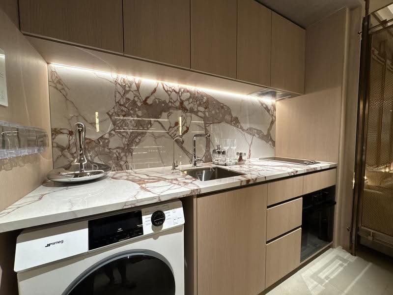 The LakeGarden Residences, 80 Yuan Ching Road, Boon Lay / Jurong / Tuas, 2 Bedrooms, 678 sqft, Condominium For Sale, by Daniel Kiong, 500272735 - Kitchen - PropertyGuru.com.sg