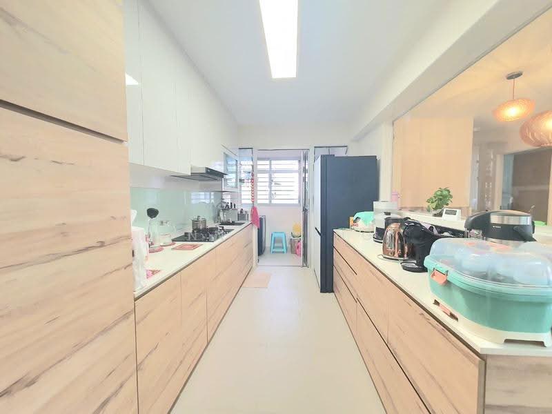 229B Sumang Lane, 229B Sumang Lane, Hougang / Punggol / Sengkang, 3 Bedrooms, 1,216 sqft, HDB Flat For Sale, by Anne Heng, 500272739 - Kitchen - PropertyGuru.com.sg