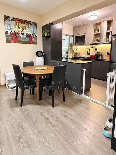 152C Bedok South Road, 152C Bedok South Road, Bedok / Upper East Coast, 3 Bedrooms, 1,001 sqft, HDB Flat For Sale, by Kash Randhawa, 500272741 - Dining Room - PropertyGuru.com.sg