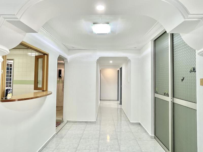 879 Woodlands Street 82, 879 Woodlands Street 82, Admiralty / Woodlands, 3 Bedrooms, 1,345 sqft, HDB Flat For Rent, by May Tan, 500272744 - Corridor - PropertyGuru.com.sg
