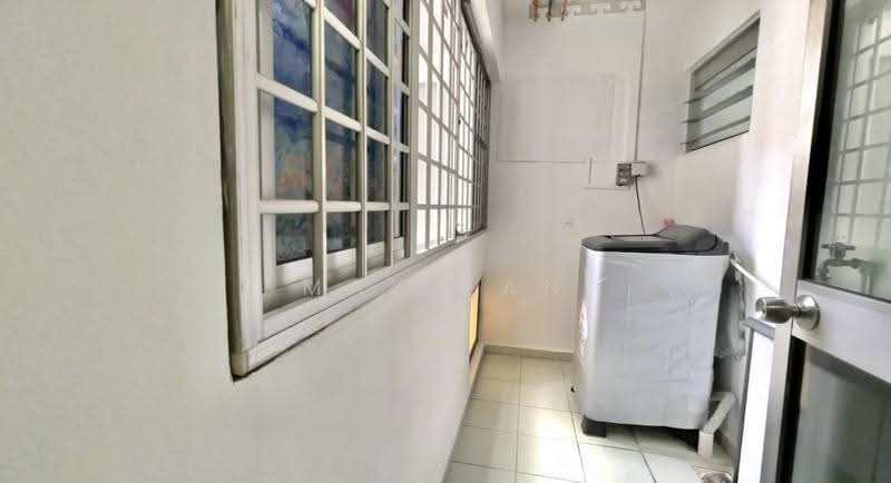 879 Woodlands Street 82, 879 Woodlands Street 82, Admiralty / Woodlands, 3 Bedrooms, 1,345 sqft, HDB Flat For Rent, by May Tan, 500272744 - Balcony - PropertyGuru.com.sg