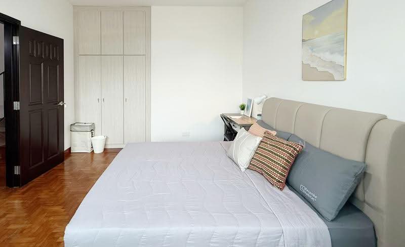 Westville, Westwood Avenue, Boon Lay / Jurong / Tuas, Room Rental, 300 sqft, Terraced House For Rent, by Charlotte Lin, 500272746 - Bedroom - PropertyGuru.com.sg