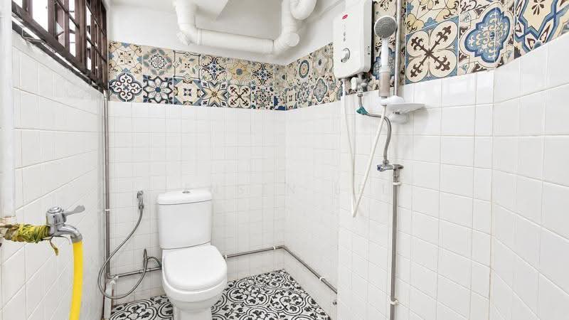 32 Cassia Crescent, 32 Cassia Crescent, Eunos / Geylang / Paya Lebar, Room Rental, 150 sqft, HDB Flat For Rent, by Jensen Lee, 500272751 - Bathroom - PropertyGuru.com.sg