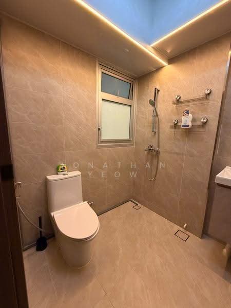 224A Tengah Garden Avenue, 224A Tengah Garden Avenue, Lim Chu Kang / Tengah, Room Rental, 180 sqft, HDB Flat For Rent, by Jonathan Yeow, 500272765 - Bathroom - PropertyGuru.com.sg