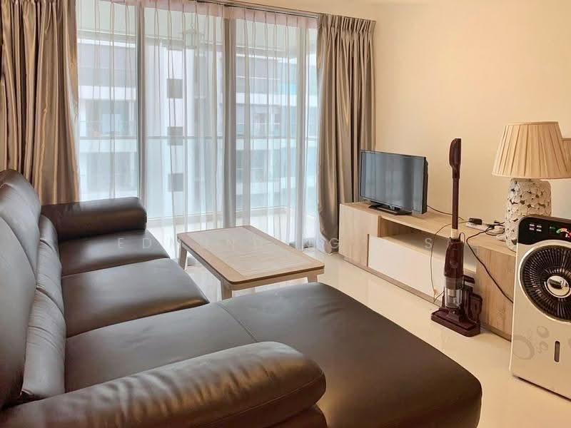 A Treasure Trove, 72 Punggol Walk, Hougang / Punggol / Sengkang, 3 Bedrooms, 1,206 sqft, Condominium For Sale, by Edmund Ng Y S, 500272774 - Living Room - PropertyGuru.com.sg