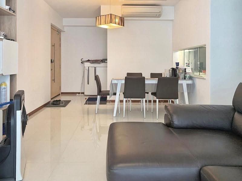 A Treasure Trove, 72 Punggol Walk, Hougang / Punggol / Sengkang, 3 Bedrooms, 1,206 sqft, Condominium For Sale, by Edmund Ng Y S, 500272774 - Dining Room - PropertyGuru.com.sg