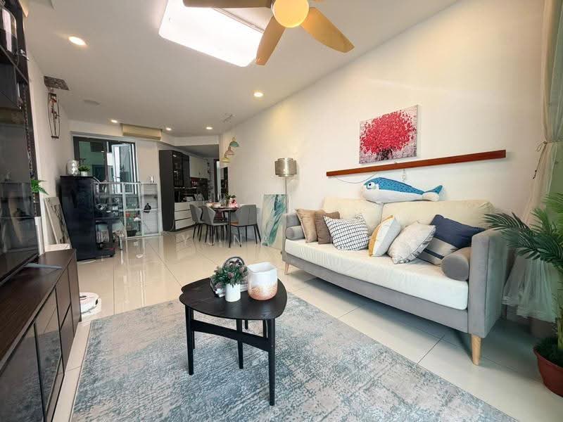 The Topiary, 13 Fernvale Lane, Seletar / Yio Chu Kang, 3 Bedrooms, 1,087 sqft, Condominium For Sale, by Yuna Lim, 500272787 - Living Room - PropertyGuru.com.sg