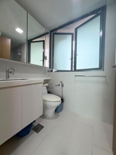 The Topiary, 13 Fernvale Lane, Seletar / Yio Chu Kang, 3 Bedrooms, 1,087 sqft, Condominium For Sale, by Yuna Lim, 500272787 - Bathroom - PropertyGuru.com.sg