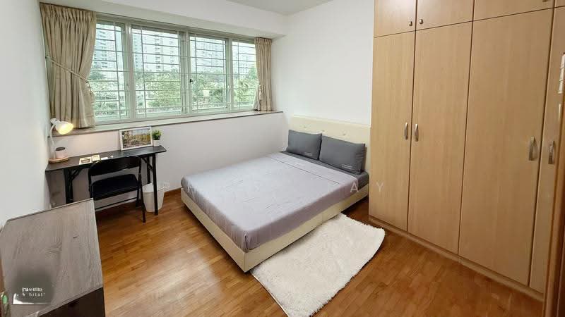 Queens, 10 Stirling Road, Alexandra / Commonwealth, Room Rental, 100 sqft, Condominium For Rent, by Philip Tay, 500272790 - Bedroom - PropertyGuru.com.sg